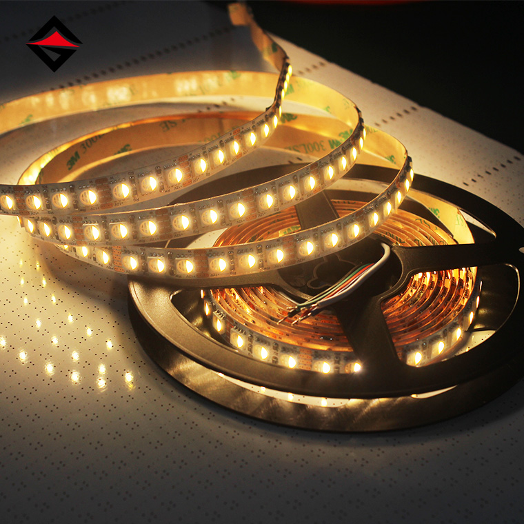 Wie wähle ich hochwertige LED-Lichtstreifen aus?